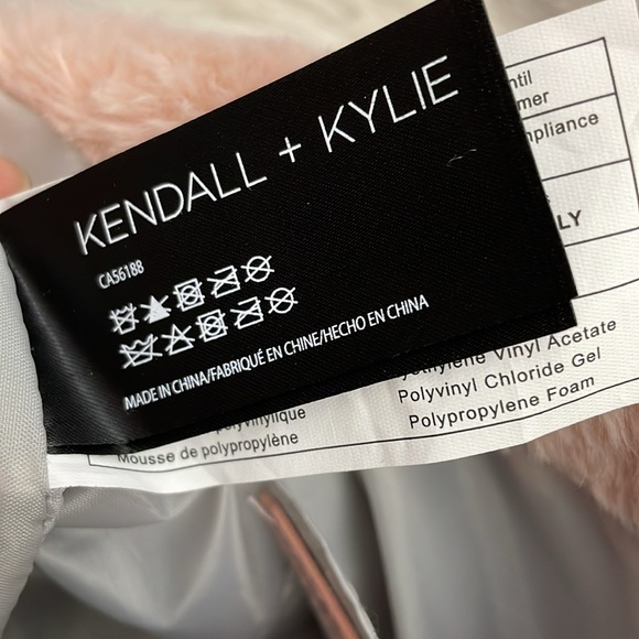 Kendall & Kylie Light Pink Faux Fur Double Strap Shoulder Bag Approx 10" X 7" - Picture 11 of 14